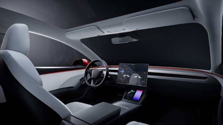La compañía de Elon Musk está impulsando un modelo de suscripciones para su sistema Full Self-Driving (FSD), una tecnología que permite realizar diversas maniobras de conducción asistida.